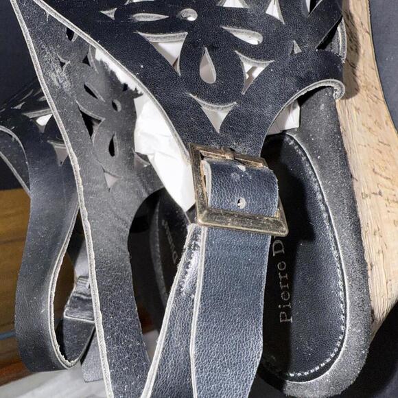 Pierre Dumas Black Tooled Faux Leather Classic Chic Boho Wedge Sandal Platform - Picture 15 of 15